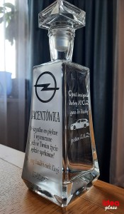 KARAFKA SKOŚNA 0,7 l - Urodziny (1)