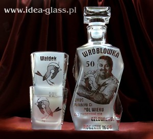 KARAFKA ŁAMANA 0,7 l + 2 szklanki do whisky - URODZINY ze zdjęciem! (1)