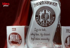 KARAFKA ŁAMANA 0,7 l + 2 szklanki do whisky - PREZENT NA ŚLUB / Zagłębie lubin (1)