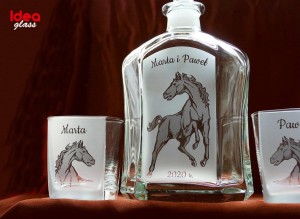 KARAFKA CAPITOL 0,7 l + 2 szklanki do whisky PREZENT NA ŚLUB dla hodowców, miłośników koni (1)