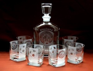 KARAFKA CAPITOL 0,7 l + 6 szklanek do whisky URODZINY Kibic/piłka nożna (1)