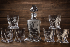 Bohemia KARAFKA QUADRO 0,85 l + 6 szklanek do whisky- HODOWCA GOŁĘBI ze zdjęciem!