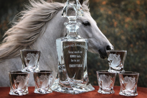 Bohemia KARAFKA QUADRO 0,5 l + 6 kieliszków do wódki - HODOWCA KONI / KOŃ