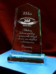 STATUETKA PIRAMIDA - Jublileusz Firmy