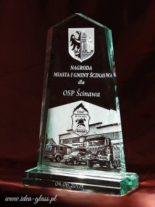 STATUETKA PIRAMIDA- Nagroda Wyróżnienie STRAŻ POŻARNA/STRAŻAK, ze zdjęciem!